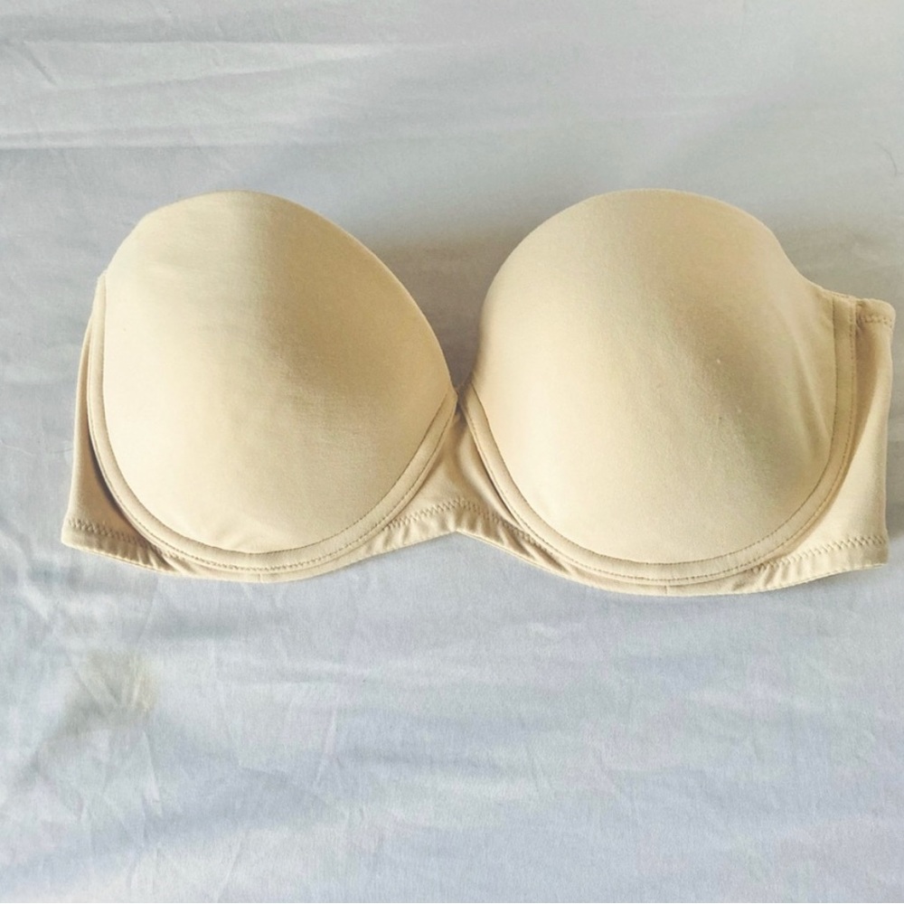 Victoria’s Secret Body By Victoria 36C Strapless Nude Bra
